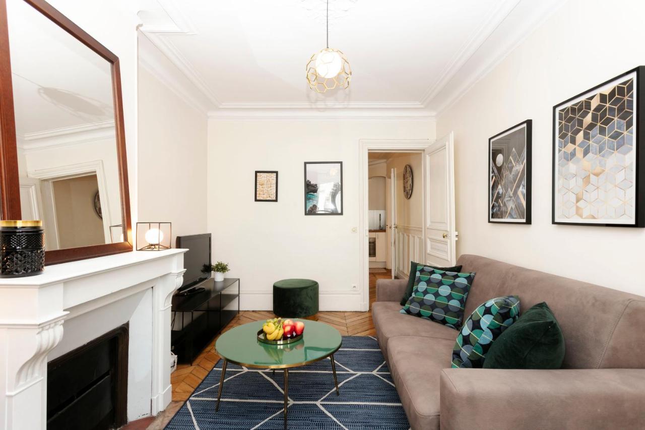Latin Quarter With Balcony - Cityapartmentstay Paris Exteriör bild