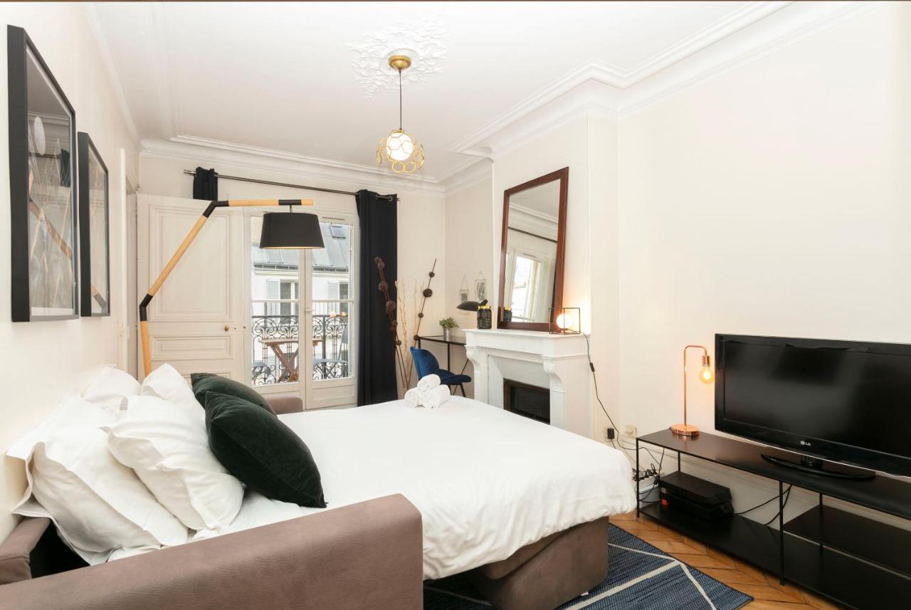 Latin Quarter With Balcony - Cityapartmentstay Paris Exteriör bild